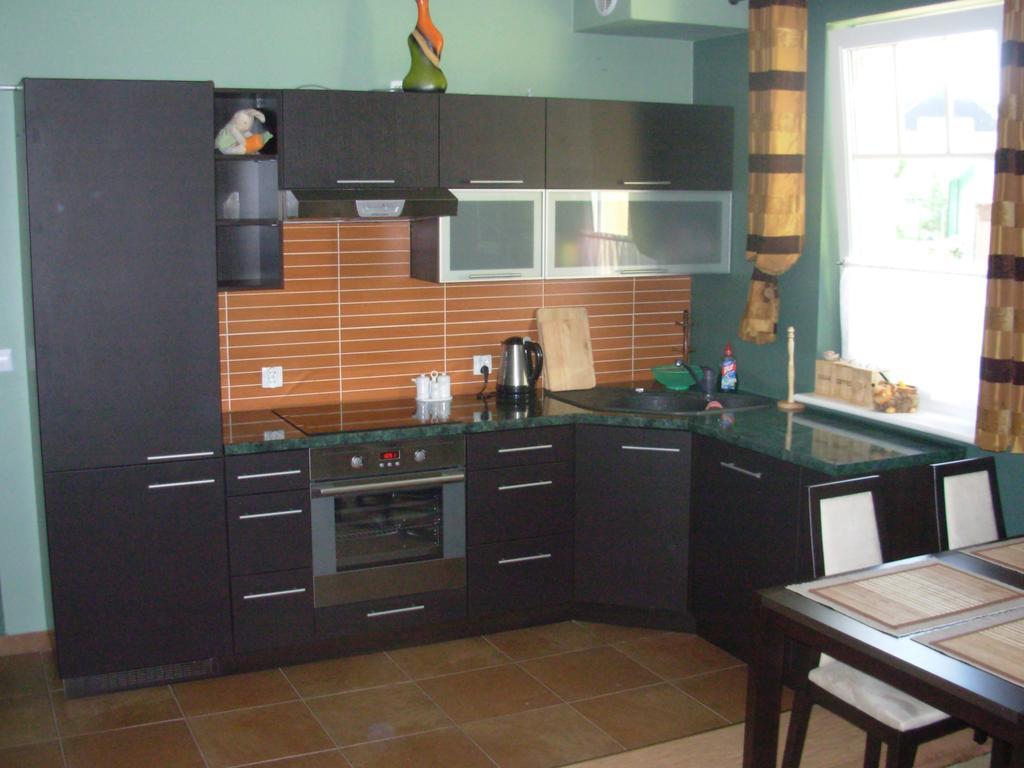 Apartment With Terrace Rewal Exterior photo